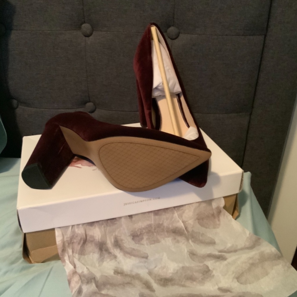 Pumps - Picture 3 of 3